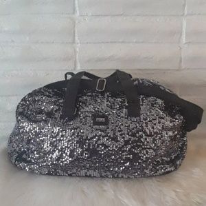 RARE Limited Edition Victoria's Secret Pink Duffel